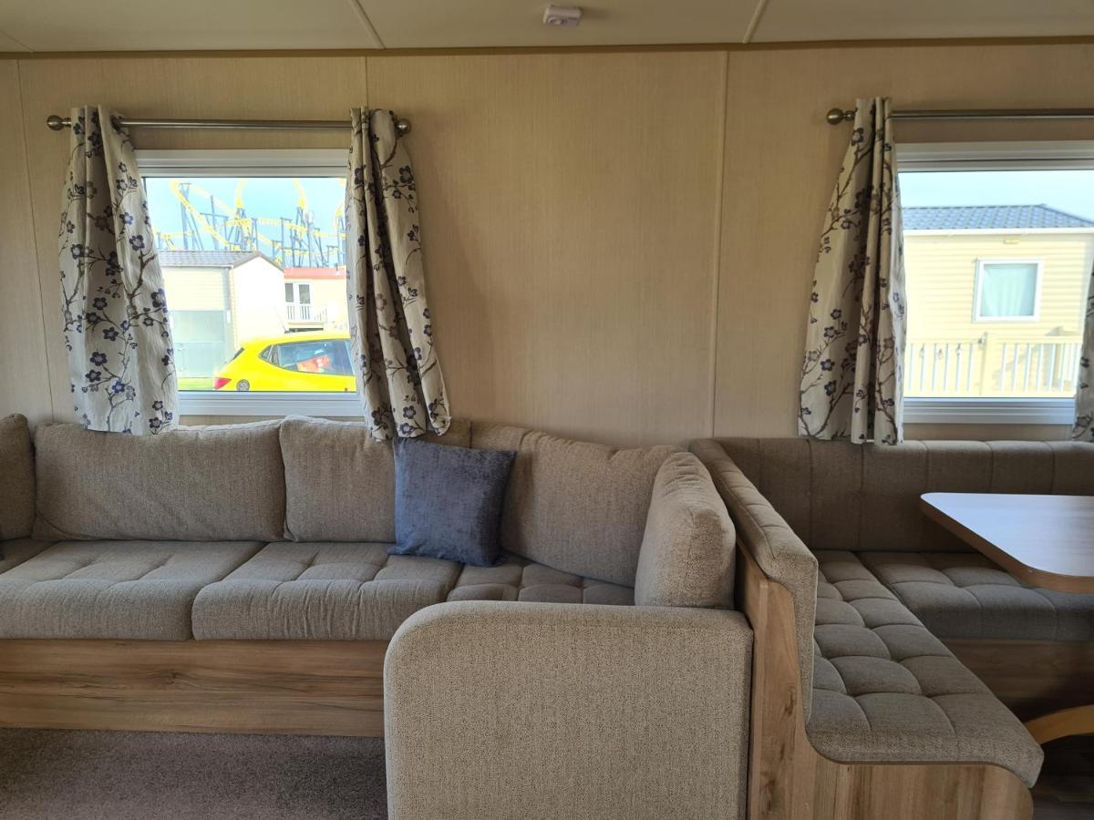Apartamento 8 Berth Eastgate Fantasy Island Ingoldmells Exterior foto
