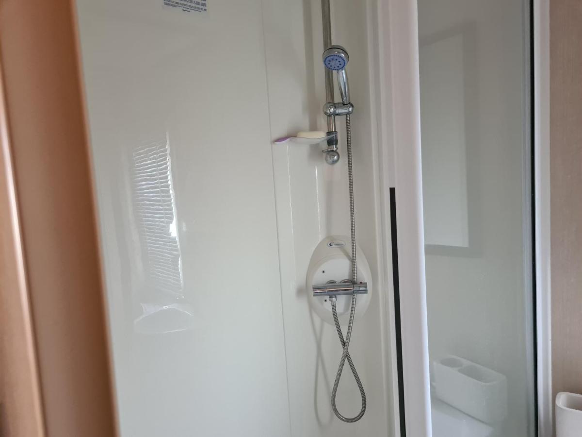 Apartamento 8 Berth Eastgate Fantasy Island Ingoldmells Exterior foto