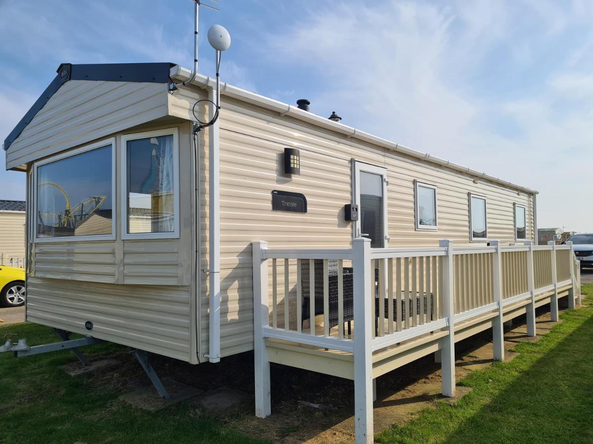 Apartamento 8 Berth Eastgate Fantasy Island Ingoldmells Exterior foto