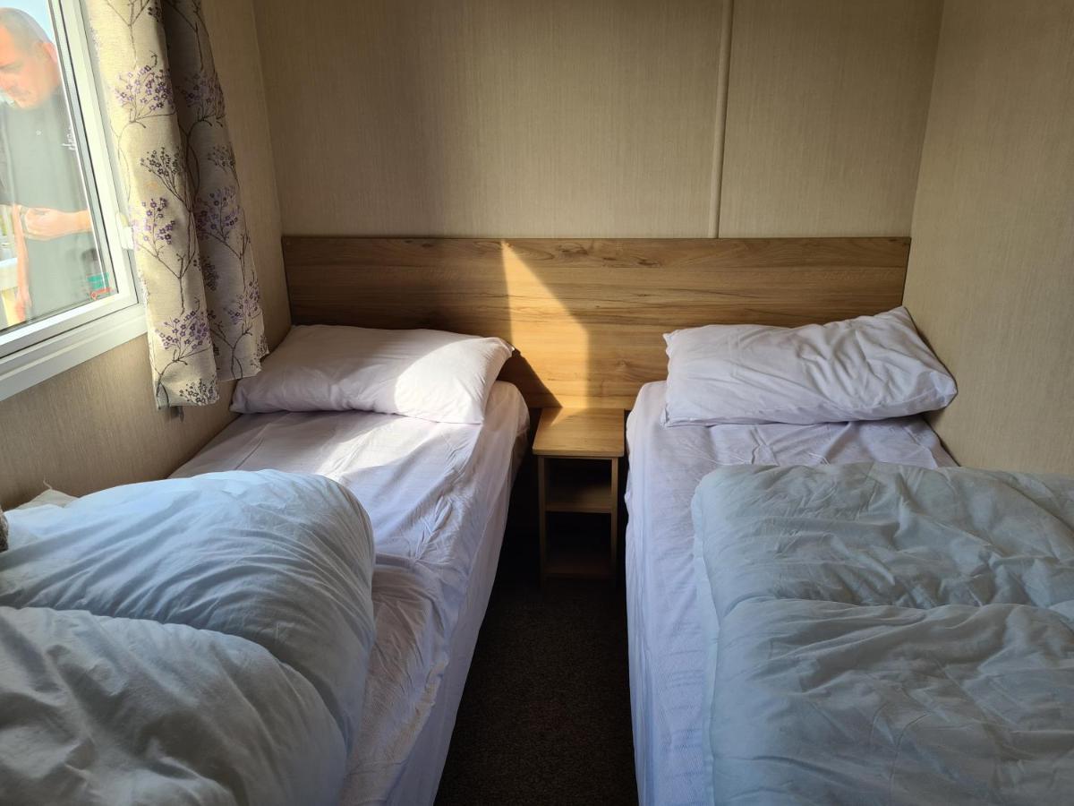 Apartamento 8 Berth Eastgate Fantasy Island Ingoldmells Exterior foto